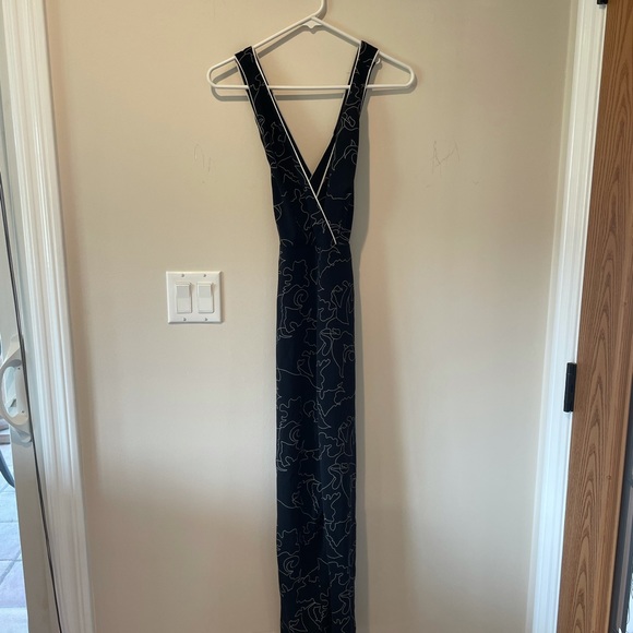 Parallel Lines Jumpsuit in Abstract Print - Picture 9 of 11